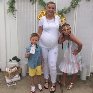 Meet your Posher, Lisa